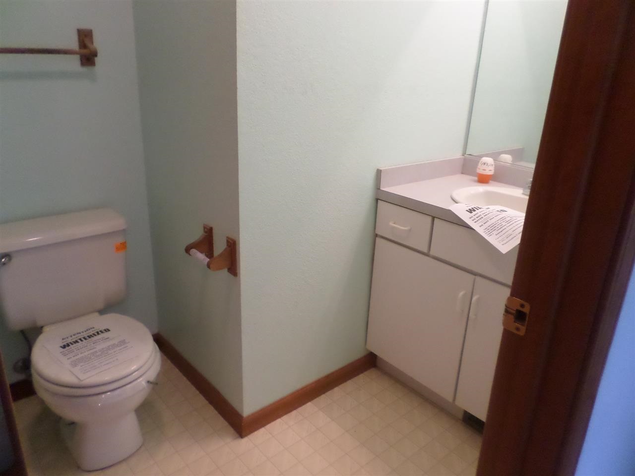 504 Dogwood Ln, Middlebury, IN 46540 photo 16
