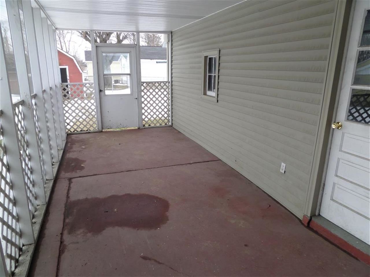 1203 W Fargo St, Marion, IN 46952 photo 11