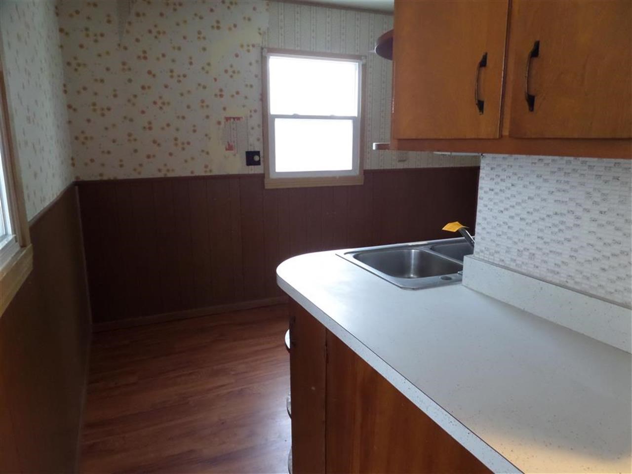 1203 W Fargo St, Marion, IN 46952 photo 3