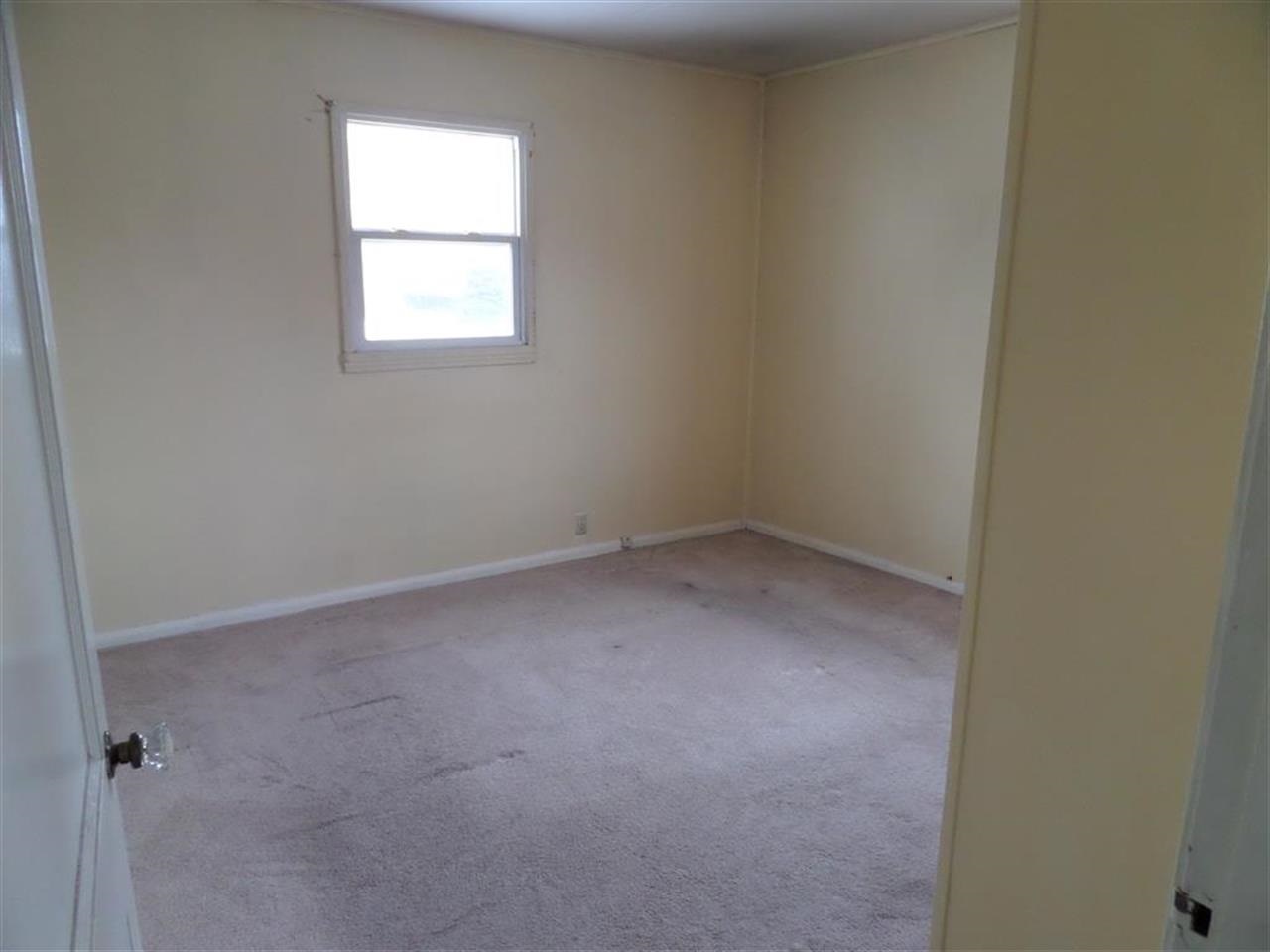 1203 W Fargo St, Marion, IN 46952 photo 7