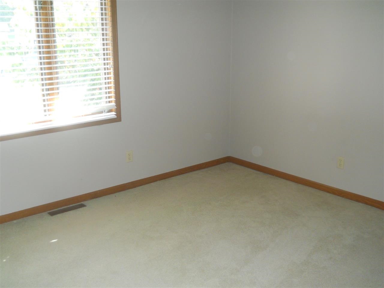 59677 Bluebird Ct, South Bend, IN 46614 photo 20