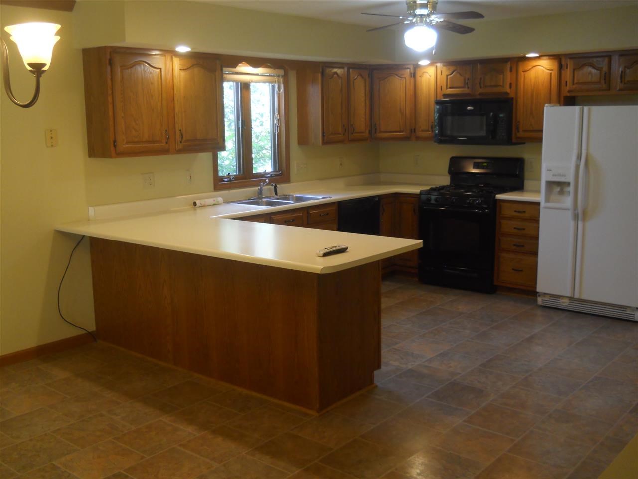 59677 Bluebird Ct, South Bend, IN 46614 photo 13