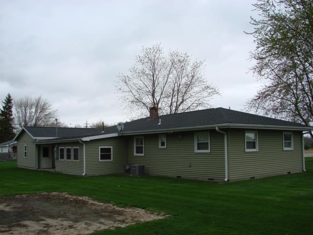 536 S Elm St, Bunker Hill, IN 46914 photo 2