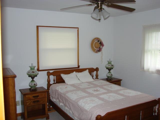 536 S Elm St, Bunker Hill, IN 46914 photo 16