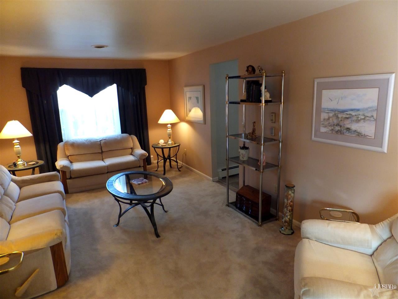 7518 Hermitage Pl, Fort Wayne, IN 46815 photo 4