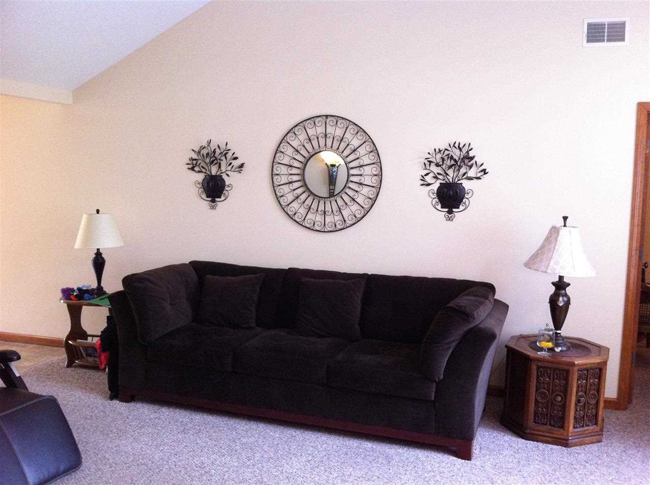 1809 Olladale Dr, Fort Wayne, IN 46808 photo 2