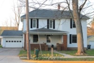 310 W Waterford St, Wakarusa, IN 46573 photo 1