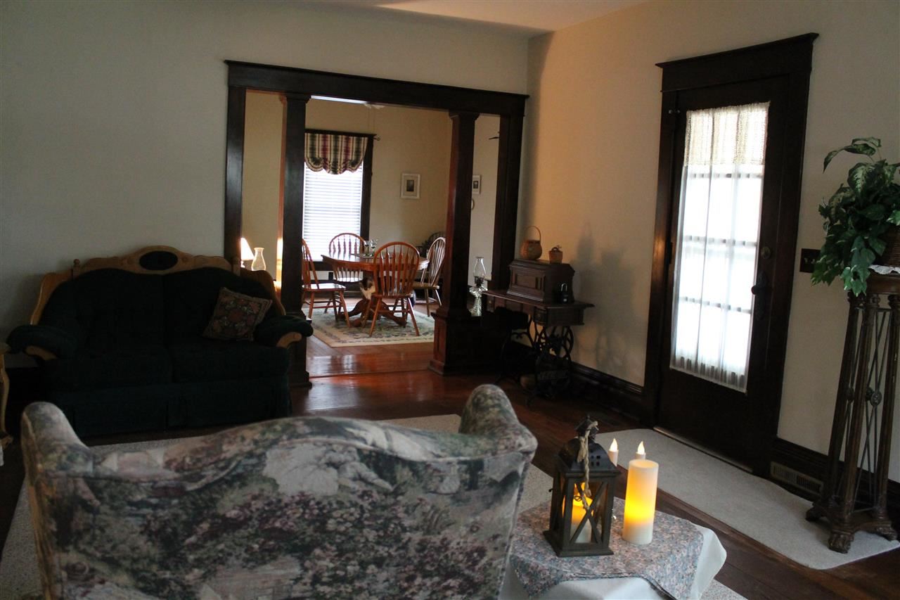 310 W Waterford St, Wakarusa, IN 46573 photo 11