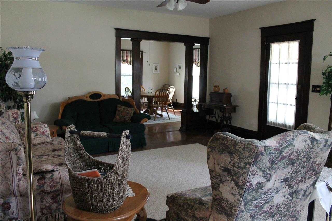 310 W Waterford St, Wakarusa, IN 46573 photo 10