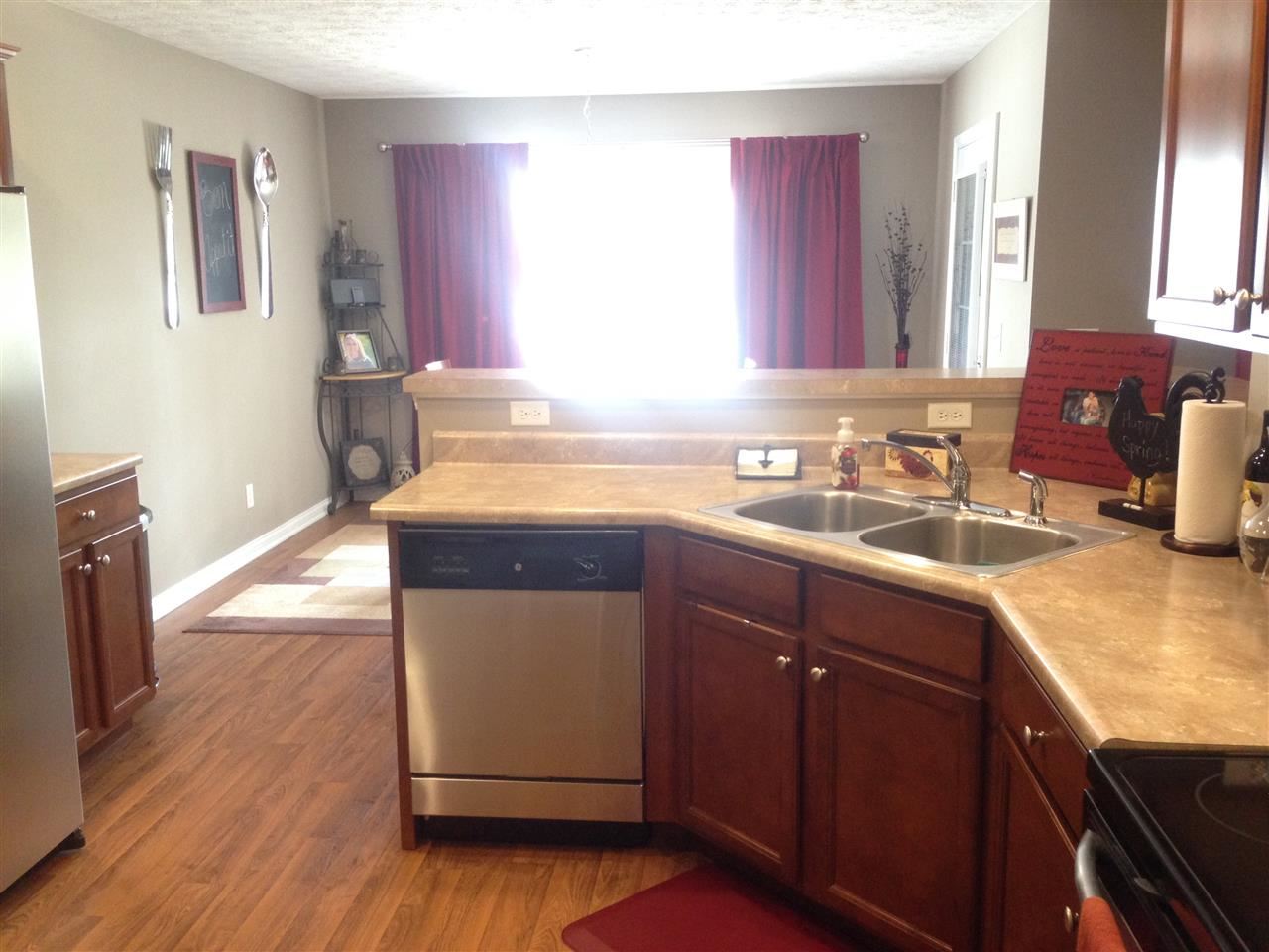 4800 Imperial Dr, Newburgh, IN 47630 photo 6