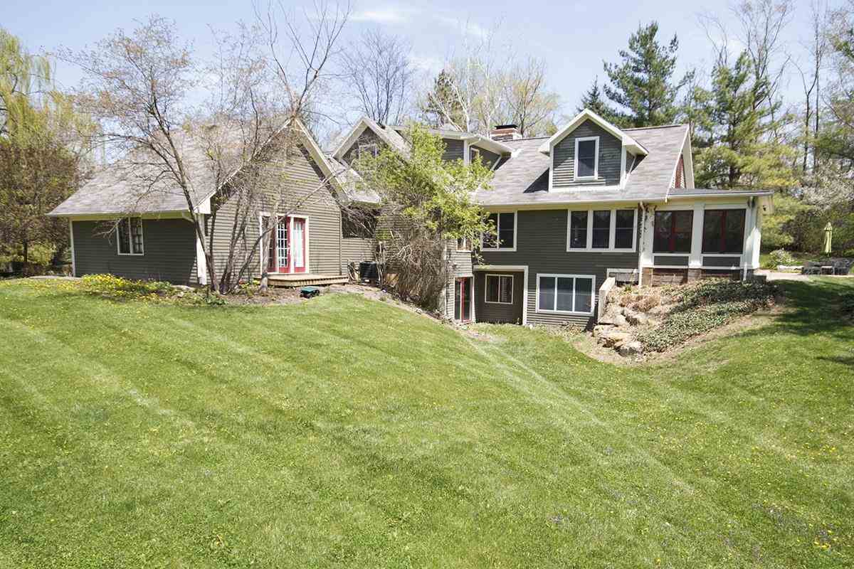 13327 Liberty Mills Rd, Fort Wayne, IN 46814 photo 1