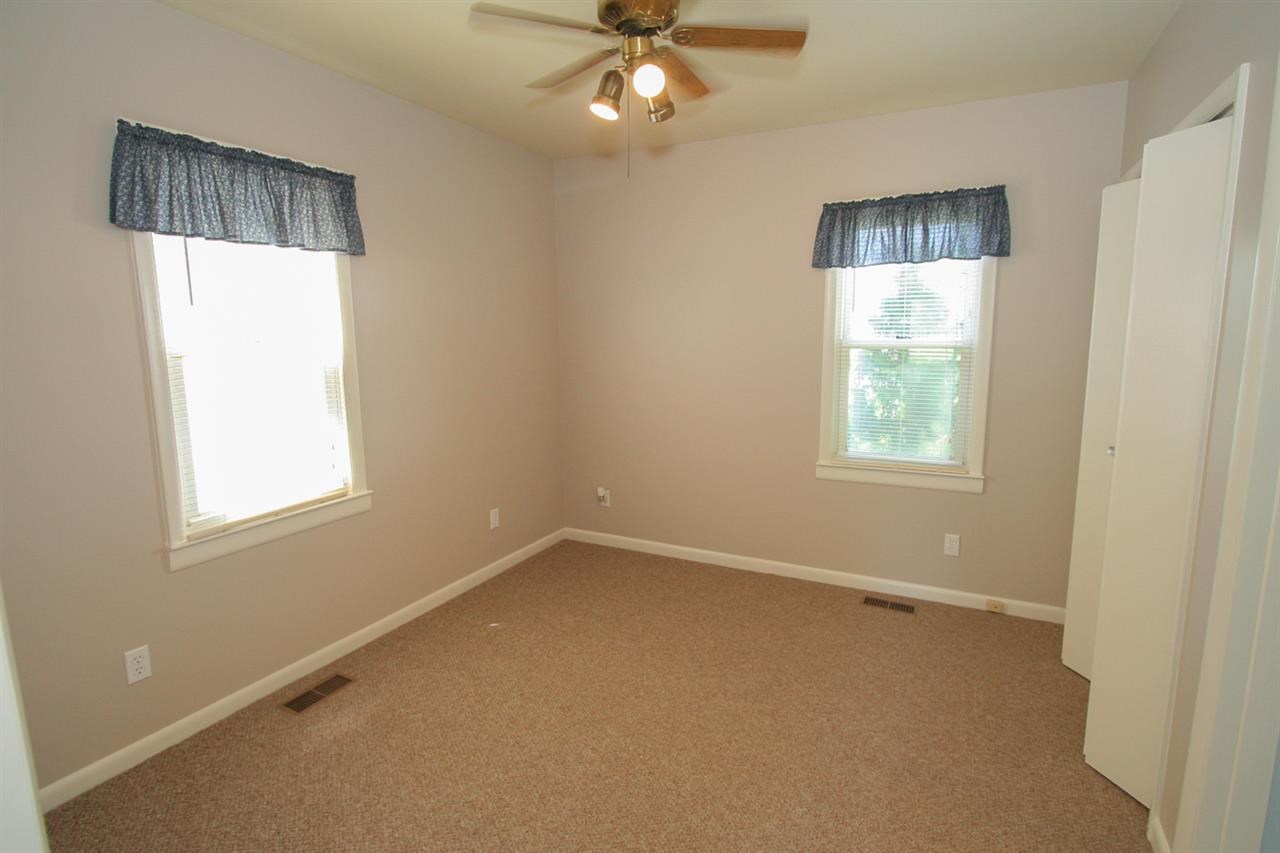 428 N Elm Ave, Evansville, IN 47712 photo 8