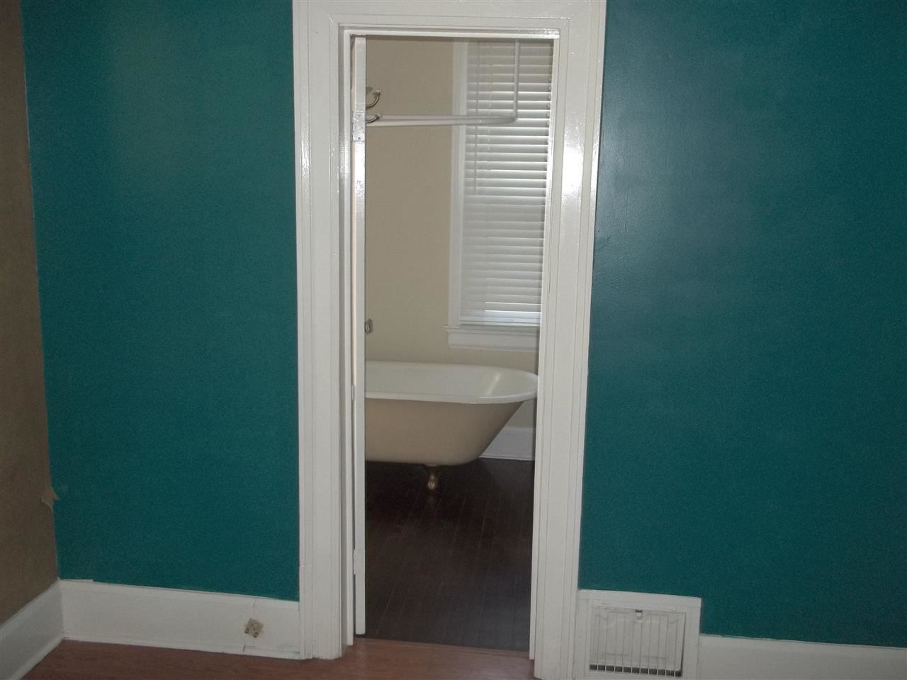 1514 Howard St, Evansville, IN 47713 photo 17