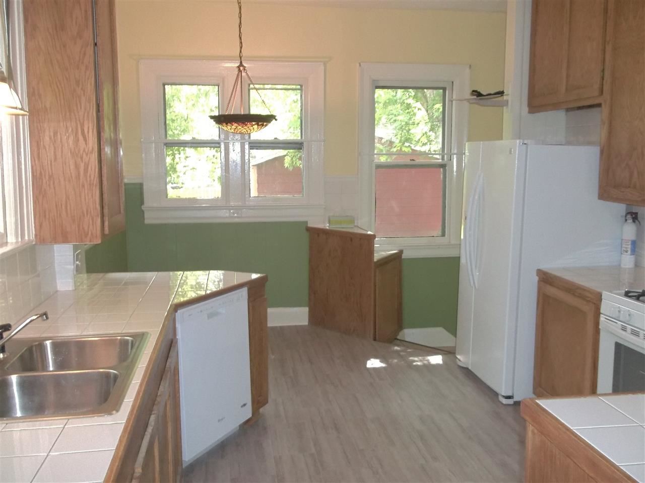 1514 Howard St, Evansville, IN 47713 photo 8
