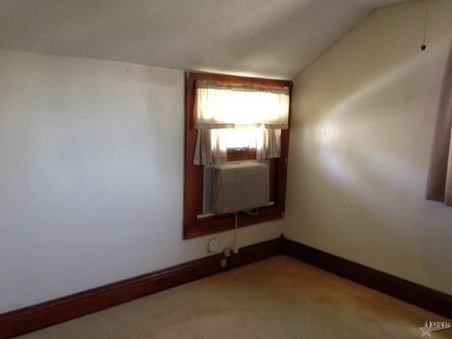505 N Washington St, Columbia City, IN 46725 photo 5