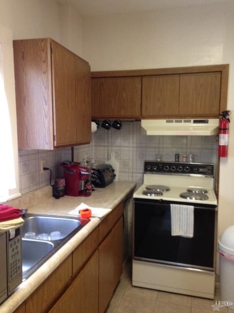 505 N Washington St, Columbia City, IN 46725 photo 4