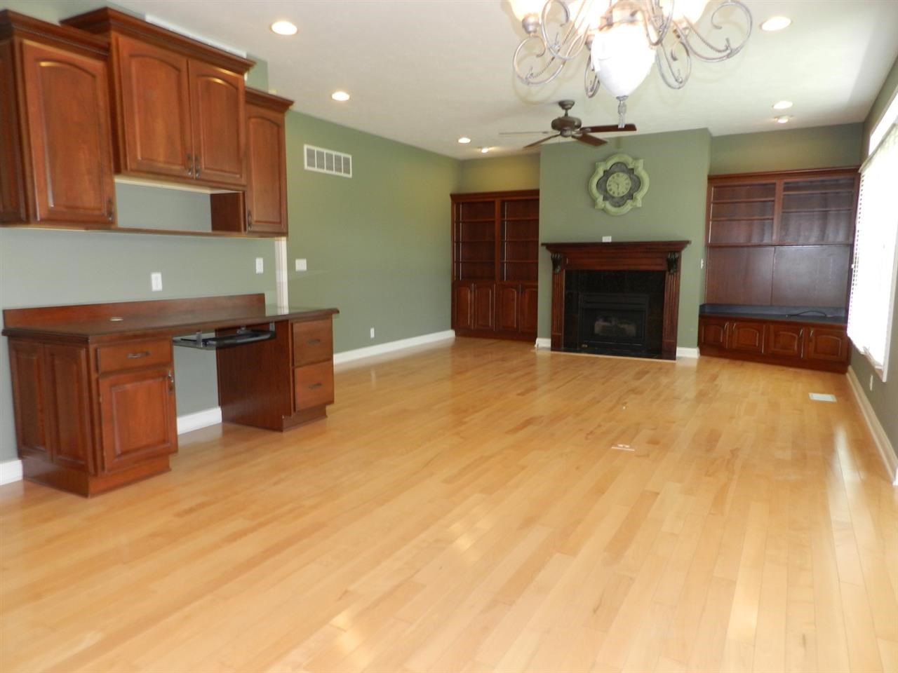 916 Woodridge Ct, Newburgh, IN 47630 photo 10