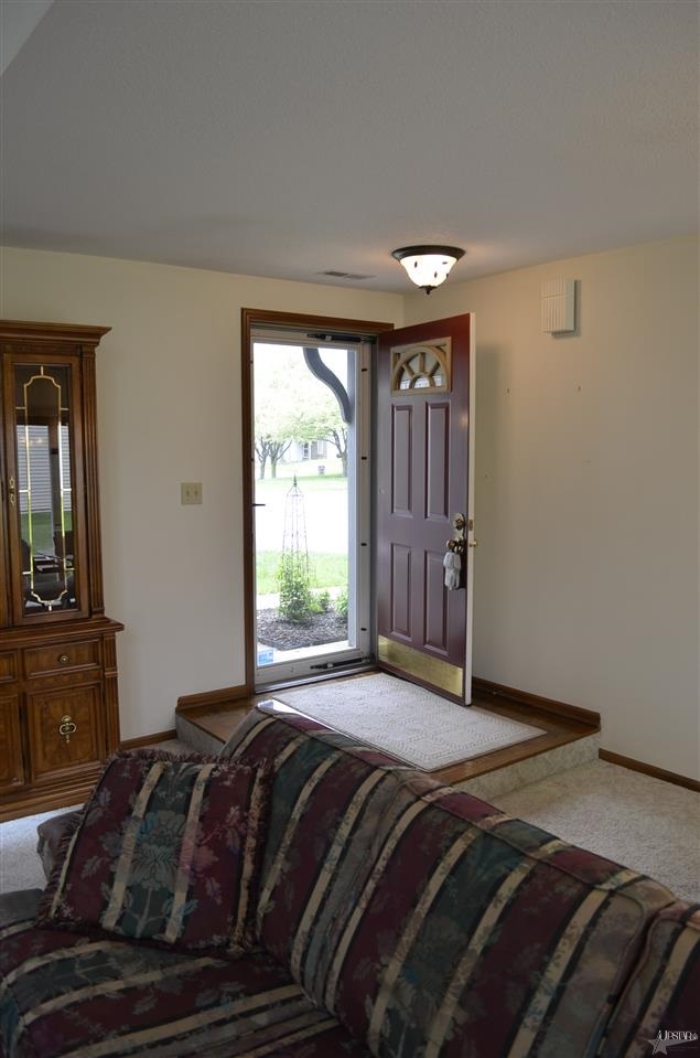 6410 Langwood Blvd, Fort Wayne, IN 46835 photo 3