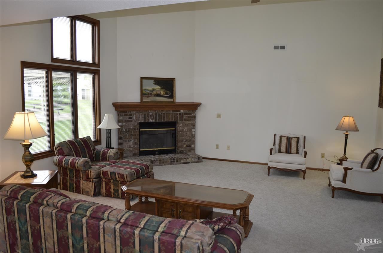 6410 Langwood Blvd, Fort Wayne, IN 46835 photo 4