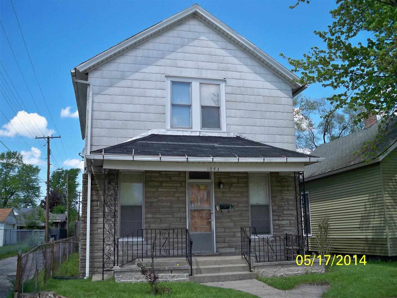 1043 Thomas St, South Bend, IN 46601 photo 1