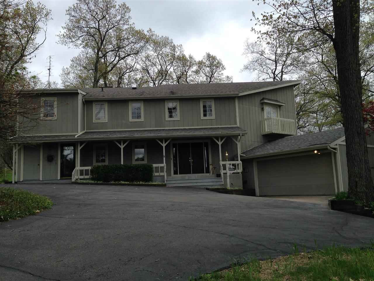 935 W 275 N, Angola, IN 46703 photo 2