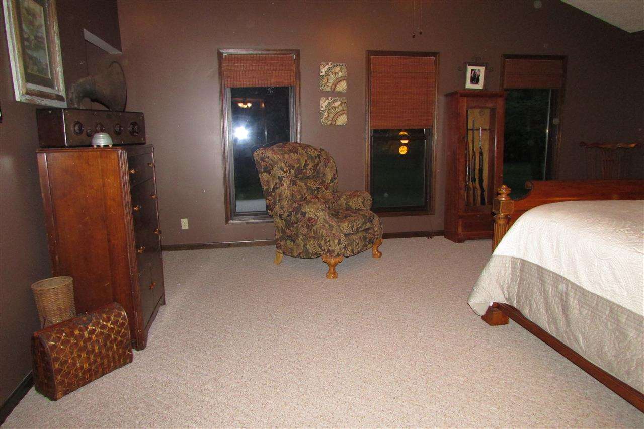 500 S Pelzer Rd, Boonville, IN 47601 photo 14