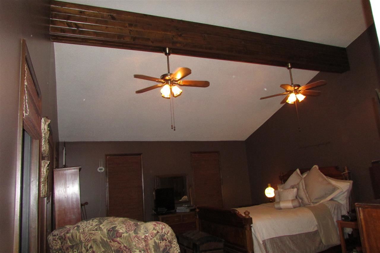 500 S Pelzer Rd, Boonville, IN 47601 photo 15