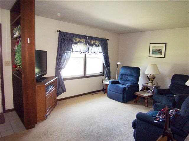 22156 Farmwood Dr, Bristol, IN 46507 photo 2