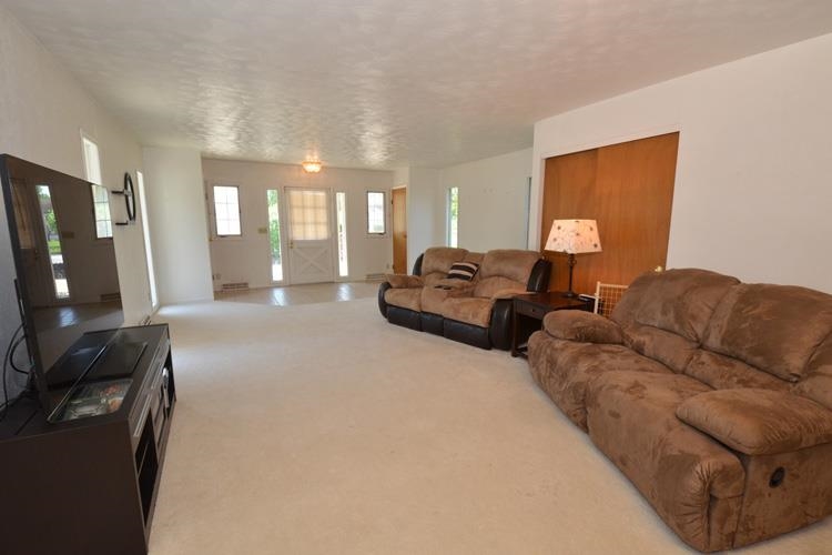 4140 Vistula Rd, Mishawaka, IN 46544 photo 2