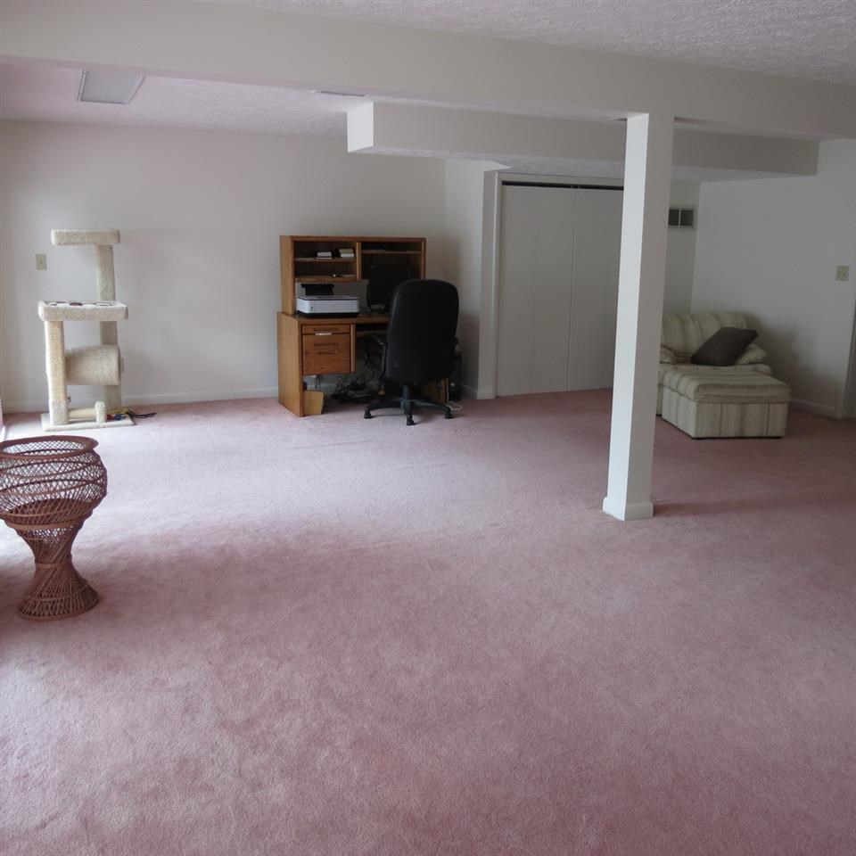 3755 W Woodyard Rd, Bloomington, IN 47404 photo 5
