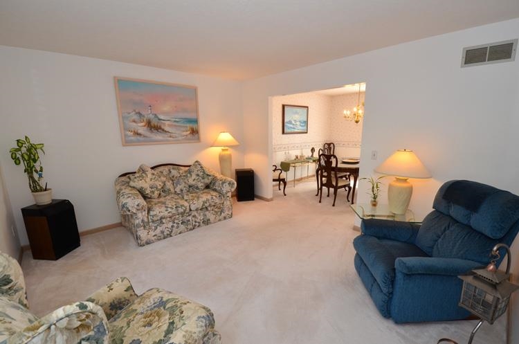 51642 Harvester Dr, Granger, IN 46530 photo 5
