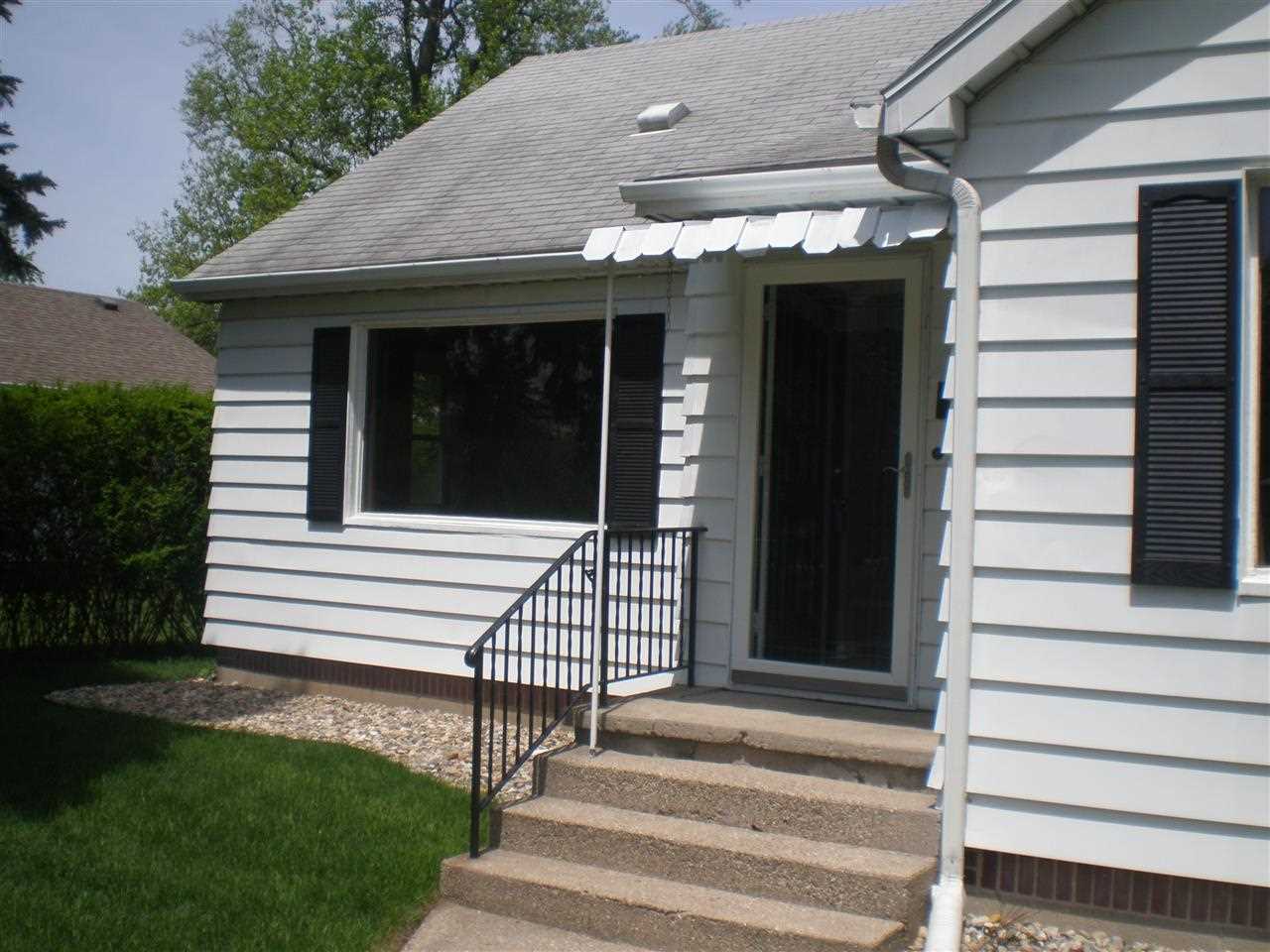 1314 Woodward Ave, Elkhart, IN 46514 photo 2