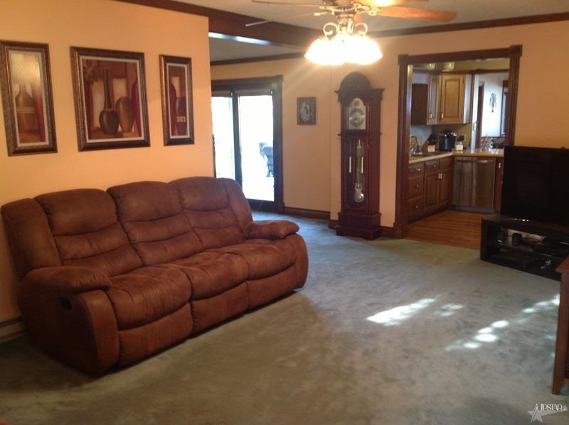 1039 Vine St, Decatur, IN 46733 photo 7