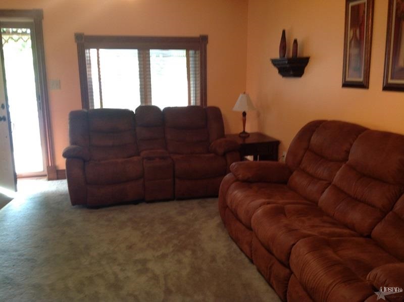 1039 Vine St, Decatur, IN 46733 photo 8