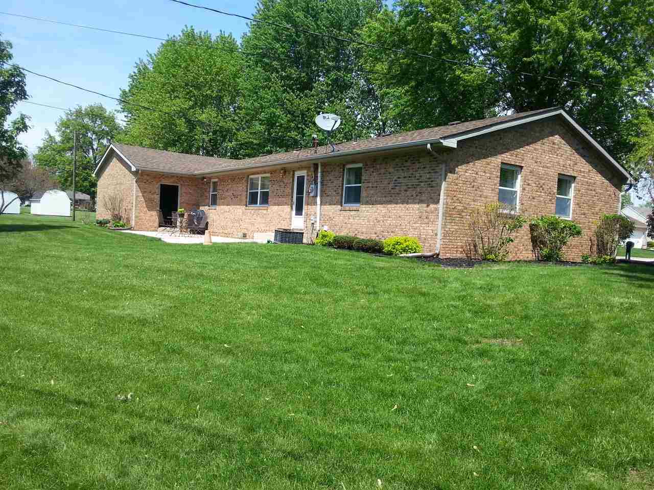 609 Avalon Ct, Greentown, IN 46936 photo 9