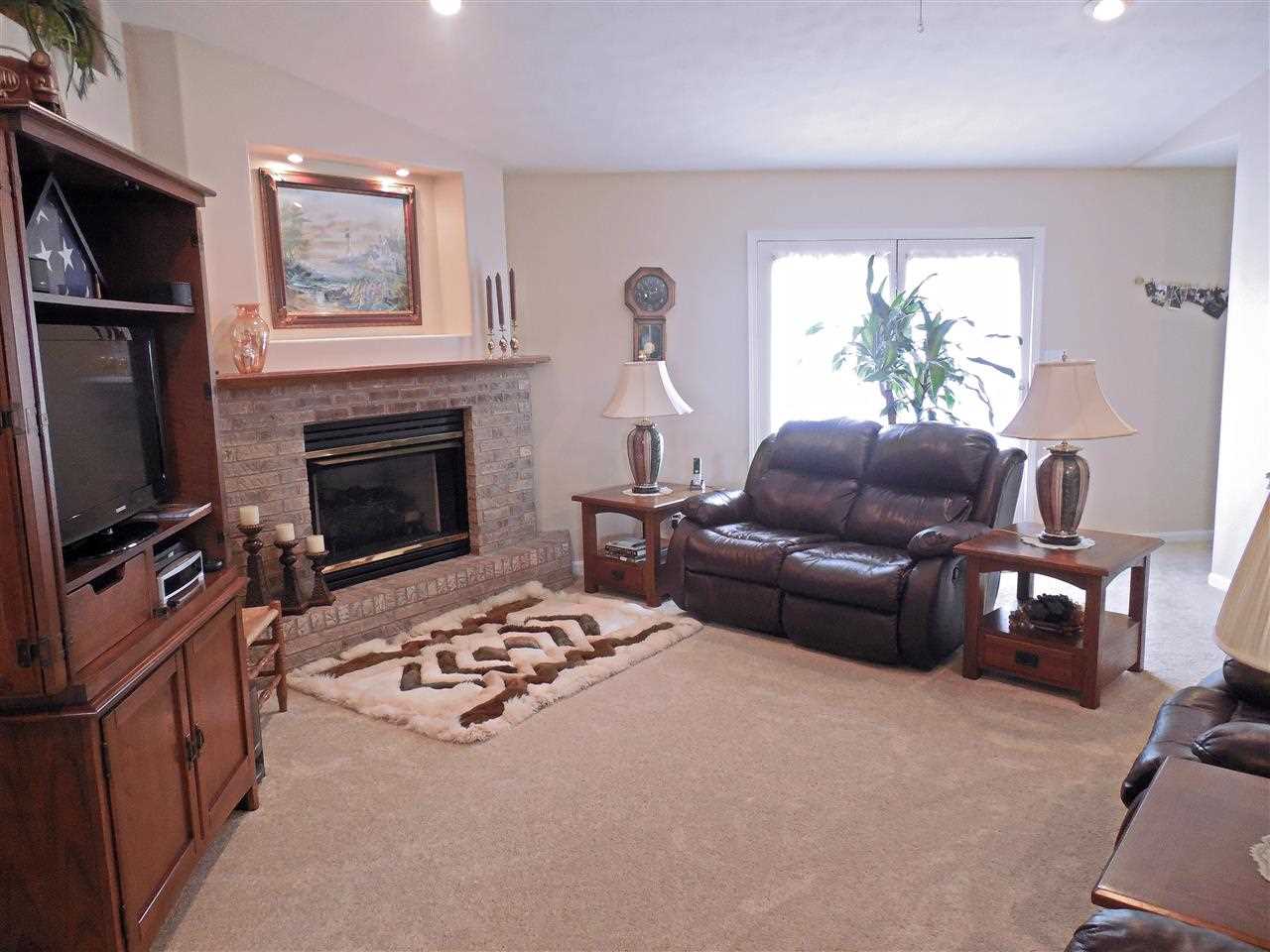 643 Sterchi Dr, Evansville, IN 47711 photo 4