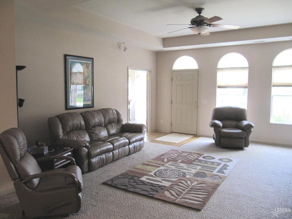 4204 Forest Creek Pkwy, Fort Wayne, IN 46815 photo 2