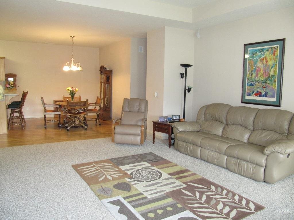 4204 Forest Creek Pkwy, Fort Wayne, IN 46815 photo 5