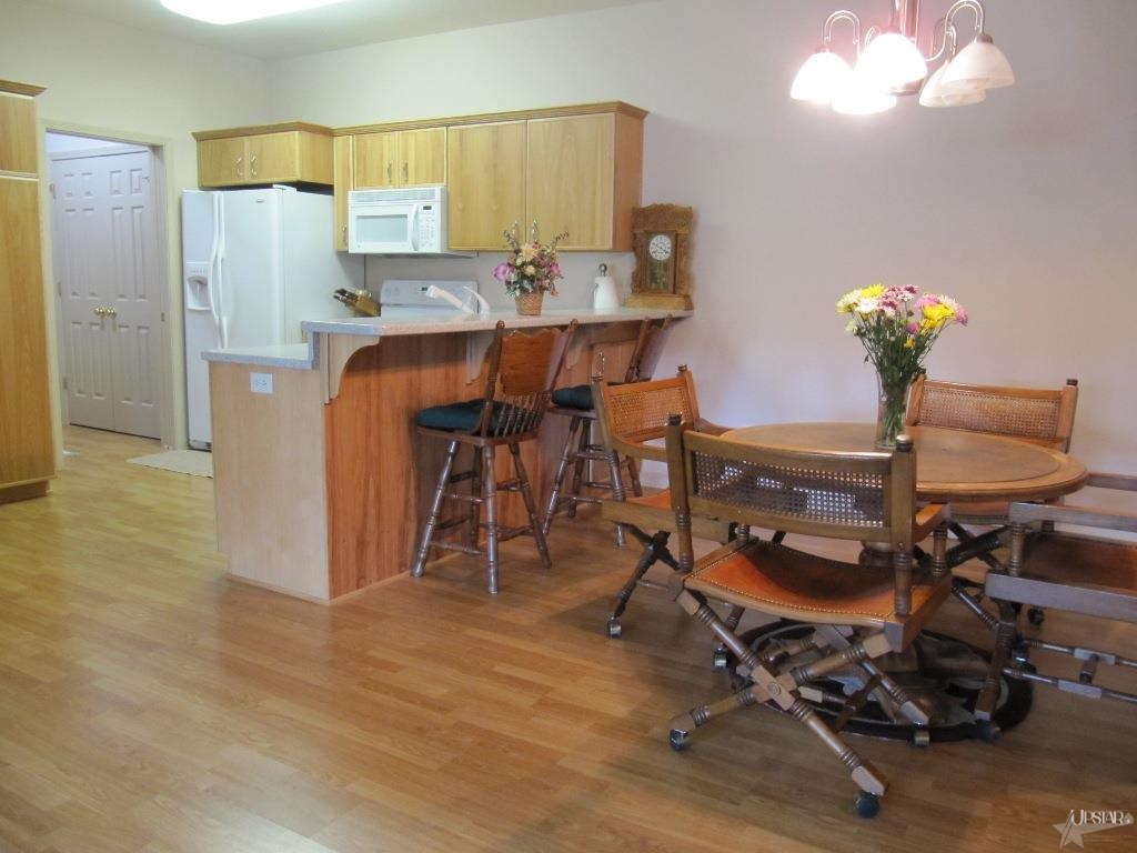 4204 Forest Creek Pkwy, Fort Wayne, IN 46815 photo 10