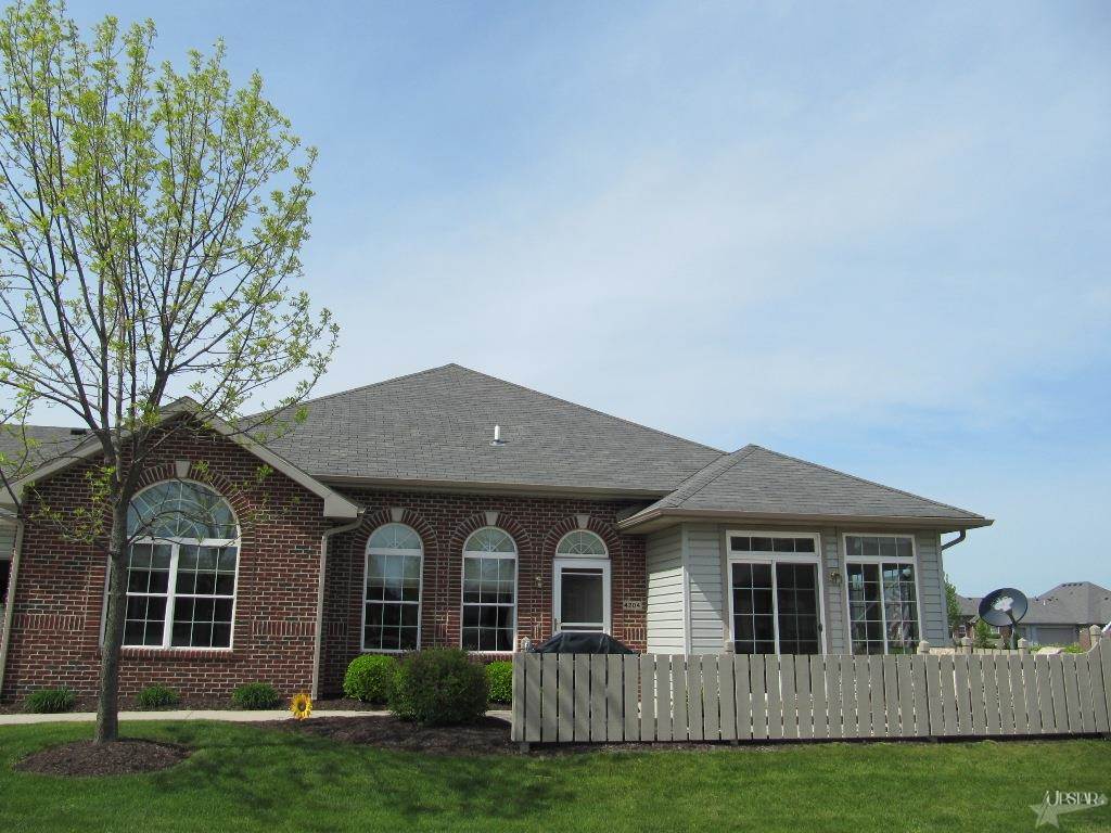 4204 Forest Creek Pkwy, Fort Wayne, IN 46815 photo 1