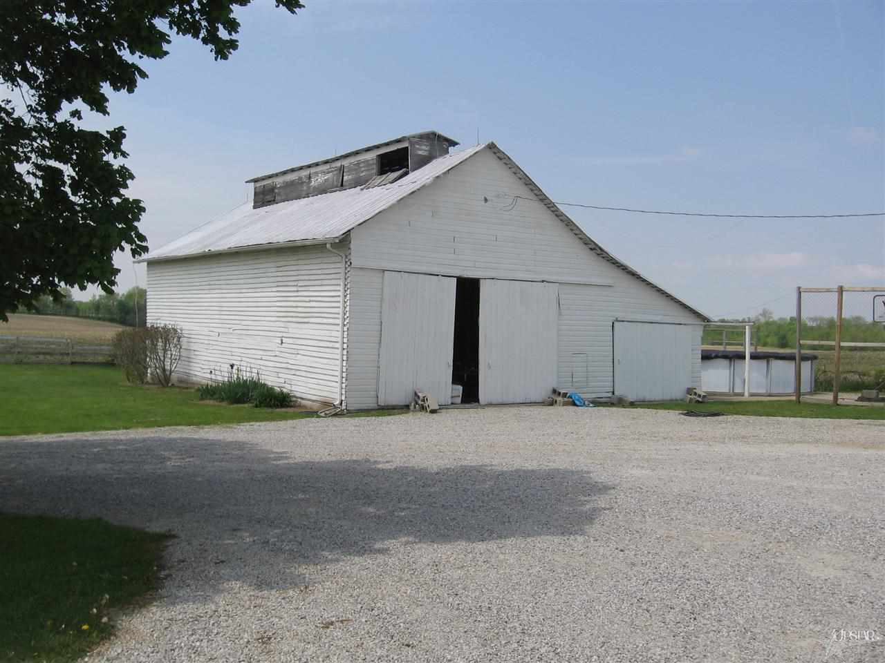 3290 S Washington Rd, Columbia City, IN 46725 photo 6