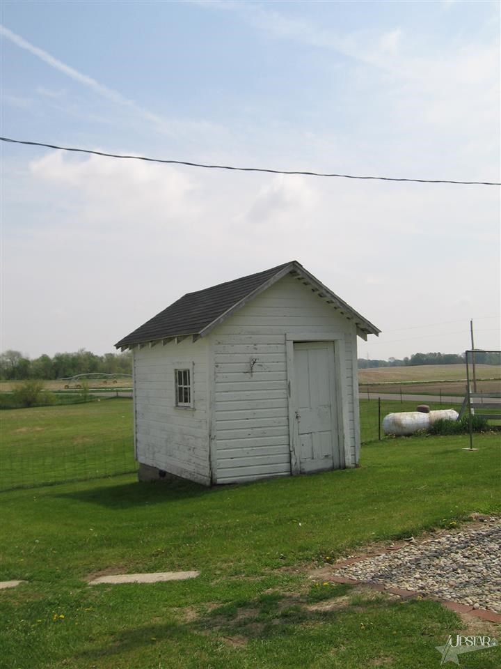 3290 S Washington Rd, Columbia City, IN 46725 photo 8