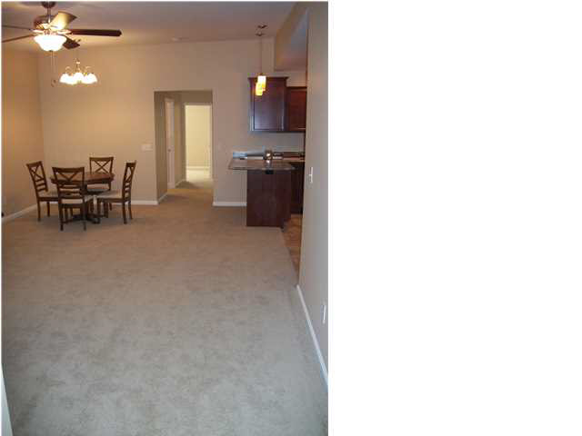 613 Riverstone Ct, Evansville, IN 47720 photo 4