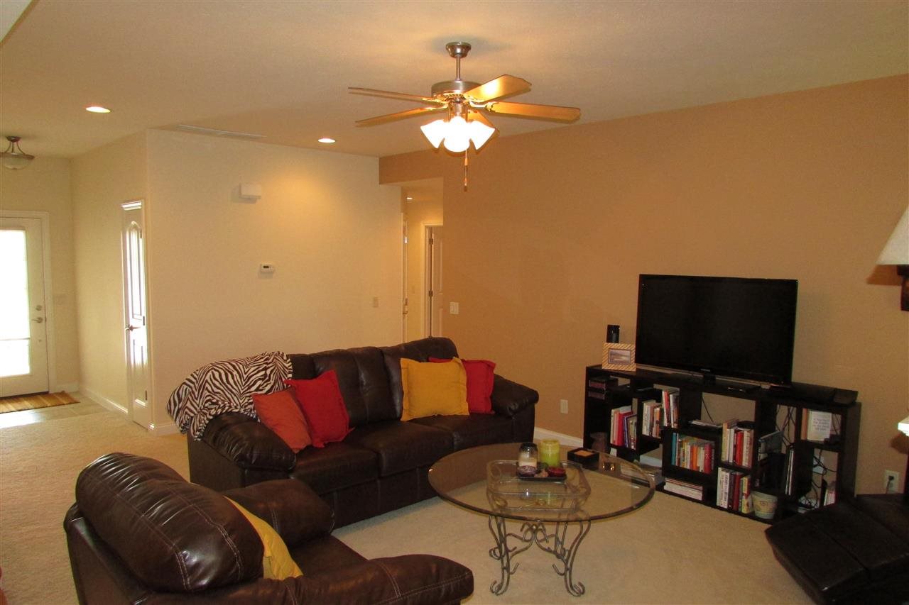 11816 Heard Ct, Evansville, IN 47725 photo 10