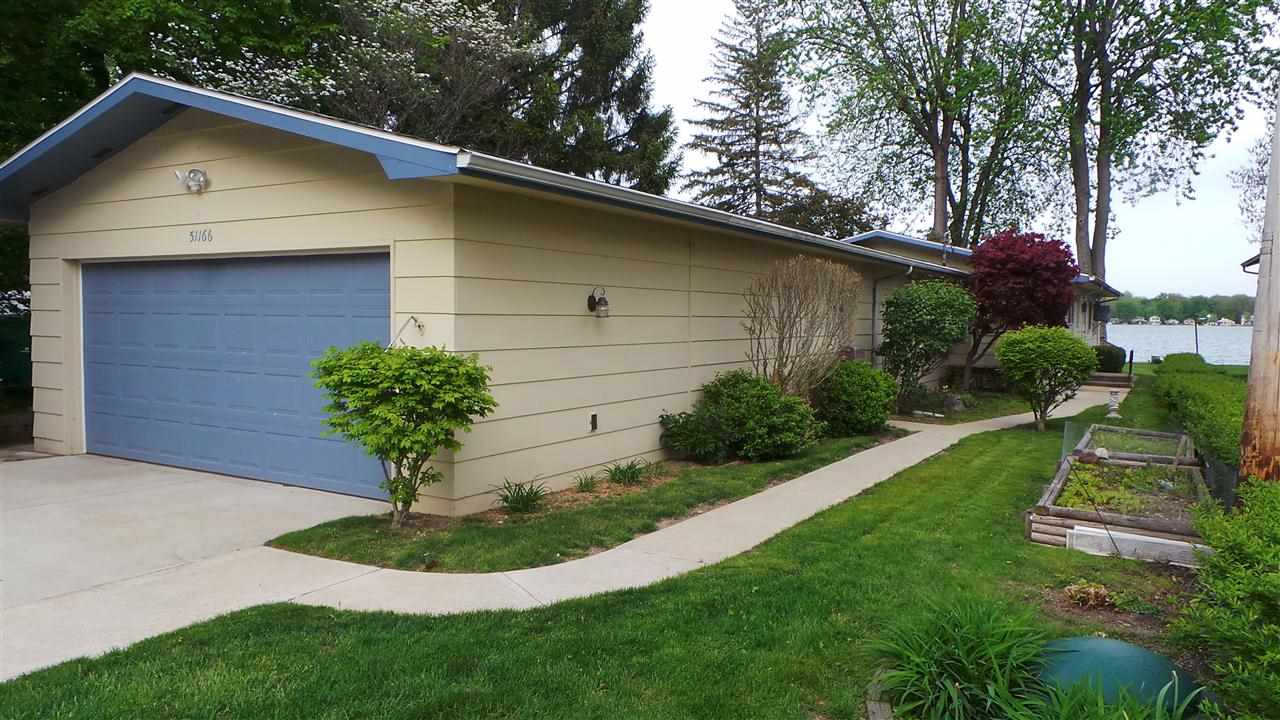 51166 N Shore Dr, Elkhart, IN 46514 photo 2