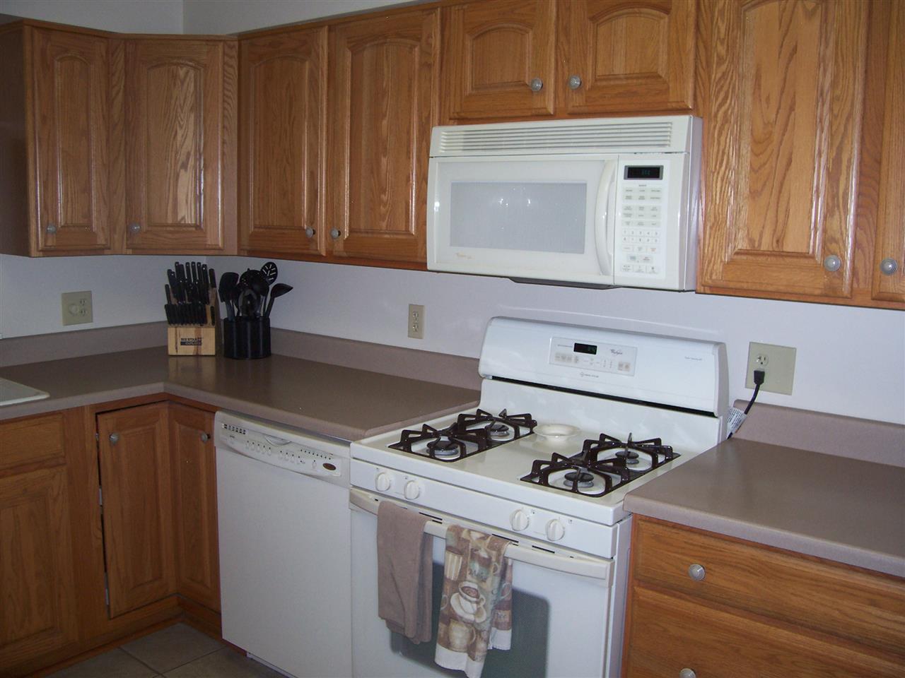 3908 Elmcrest Dr, Fort Wayne, IN 46809 photo 8