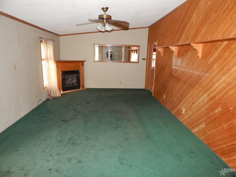 722 E 5th St, Warren, IN 46792 photo 3