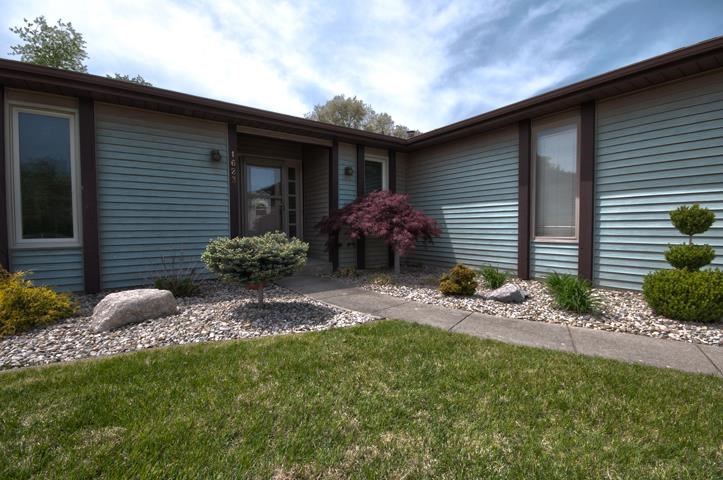 1623 Evergreen Pl, Elkhart, IN 46514 photo 25