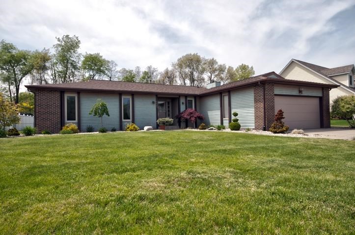 1623 Evergreen Pl, Elkhart, IN 46514 photo 1