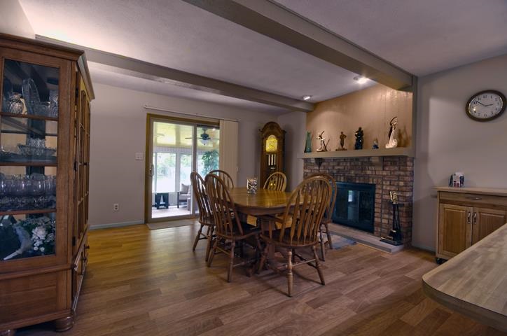 1623 Evergreen Pl, Elkhart, IN 46514 photo 9